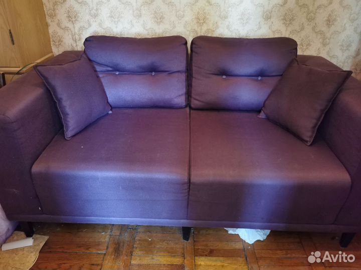 Диван Б/У. Не раскладной. Бывший ресторанный