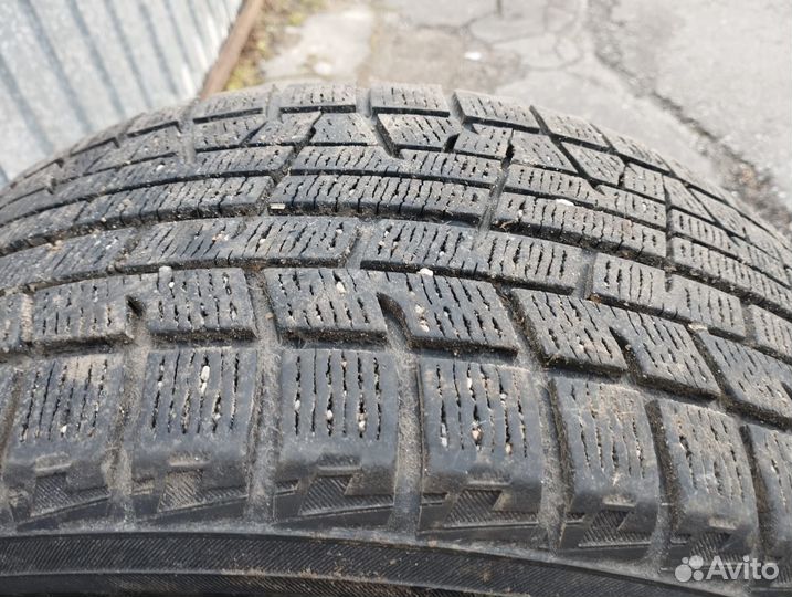 Yokohama Ice Guard IG50+ 235/45 R18 100T