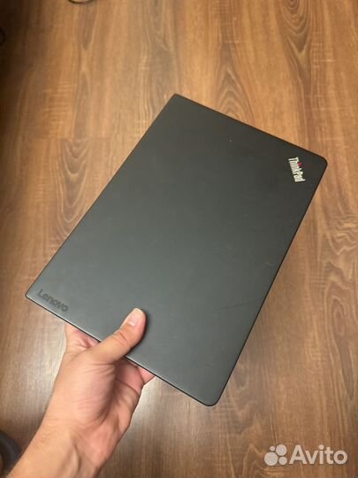 ThinkPad 13 i5-7200u 8gb 256ssd FHD ips