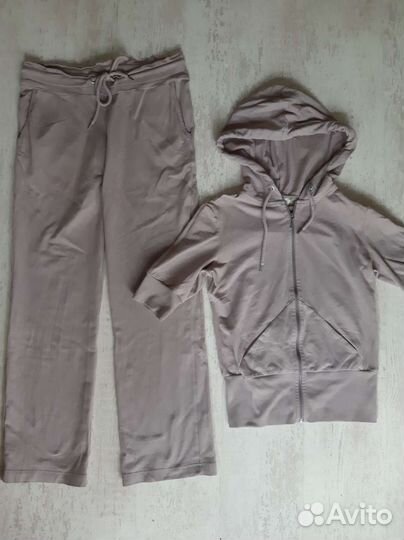 Спортивный костюм