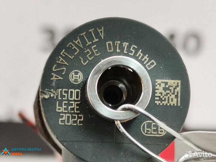 Форсунка Opel Insignia (A) 2009 55566050