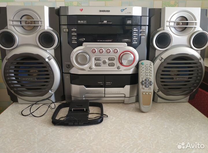 Музыкальный центр Daewoo XG-335MP