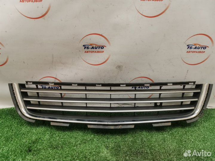 Решетка в бампер Opel Astra H универсал 1.6 Z16XER