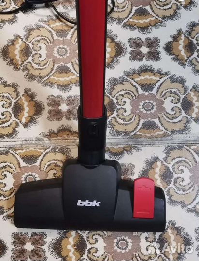 Вертикальный пылесос BBK
