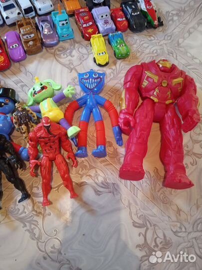 Герои и машинки