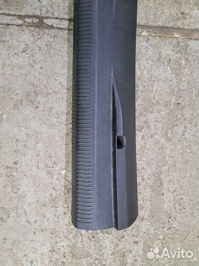 Накладка задней панели VW Passat B6 Avant