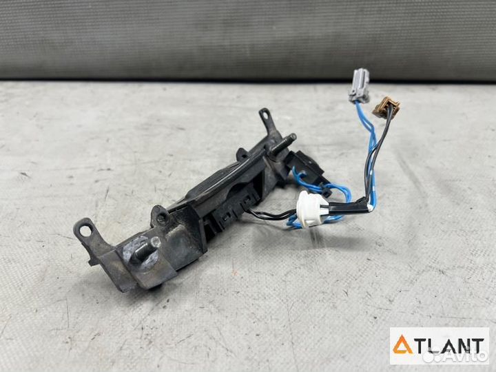 Полка багажника nissan march