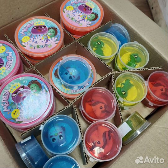 Слаймы, кинетический песок, пластилин