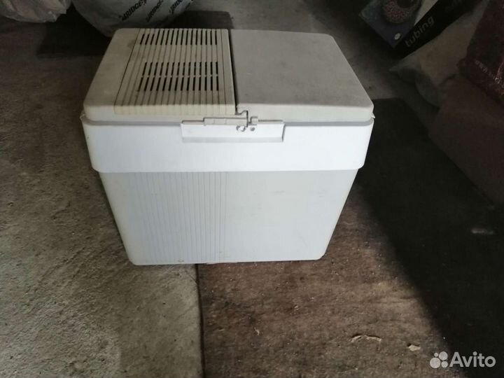 Холодильник бу автомобильный