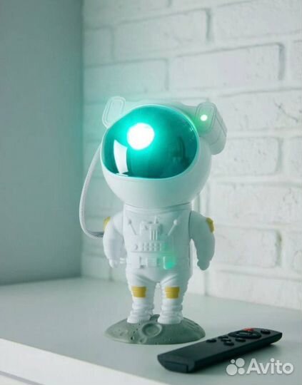 Ночник звездное небо проектор космонавт