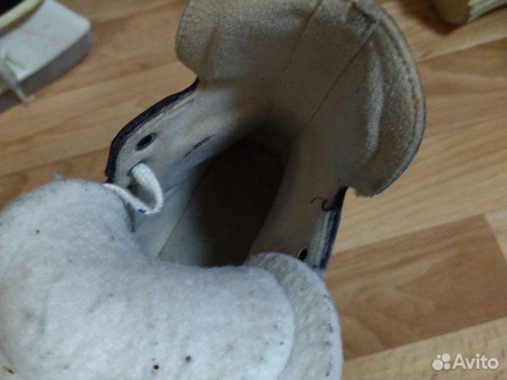 Хоккейные коньки bauer