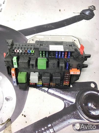 Блок предохранителей Mercedes-Benz S-Class W221