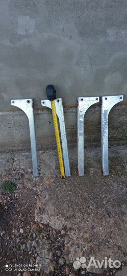 Уголок металлический