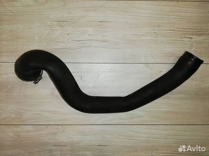 Патрубок интеркулера Volvo C30, V50