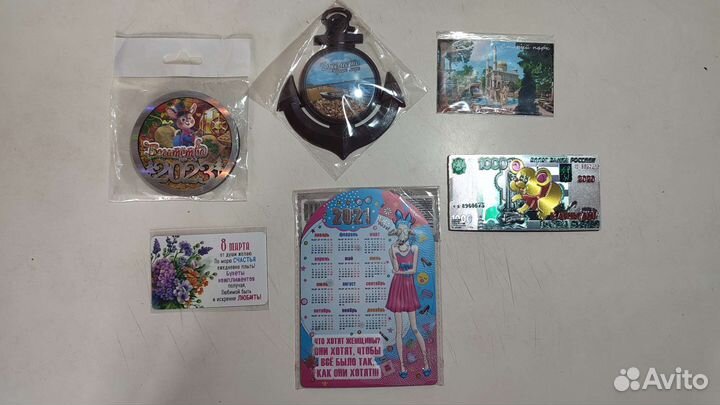 Магниты на холодильник