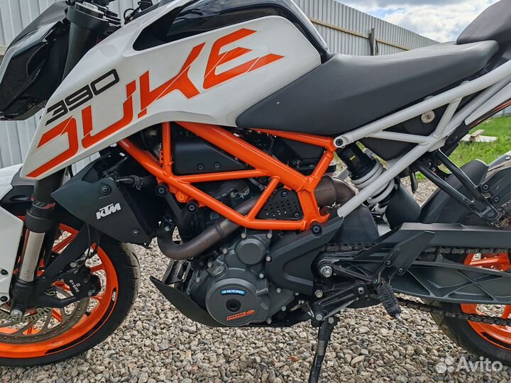 KTM 390 duke