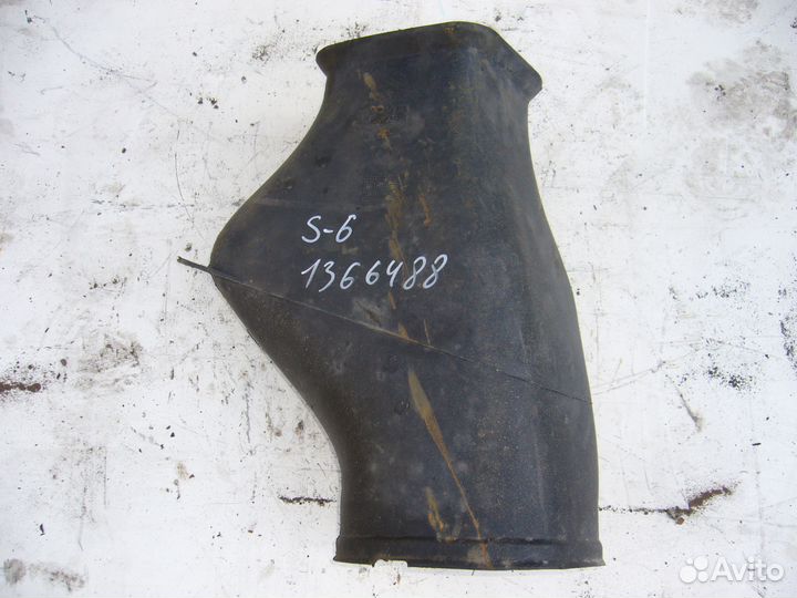 Патрубок воздушного фильтра Scania 4