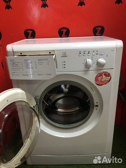 Стиральная машина Indesit wisn 82