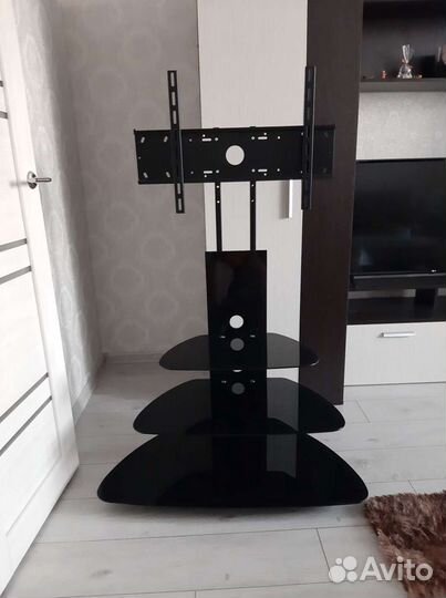 Полка для телевизора