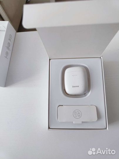 Беспроводные наушники baseus