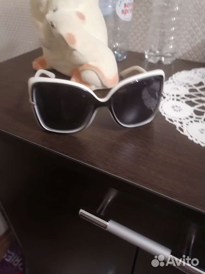 Солнцезащитные очки женские