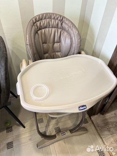 Стульчик для кормления chicco