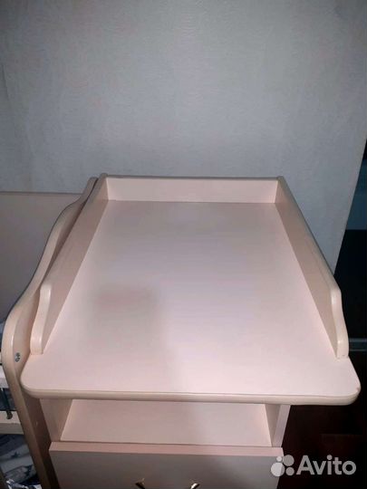 Детская кровать-трансформер с маятником