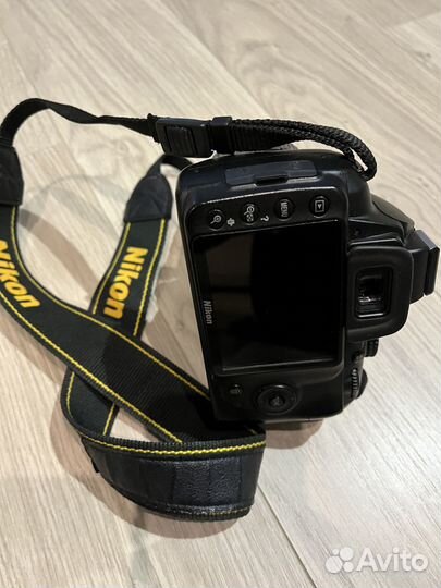 Зеркальный фотоаппарат nikon d3000