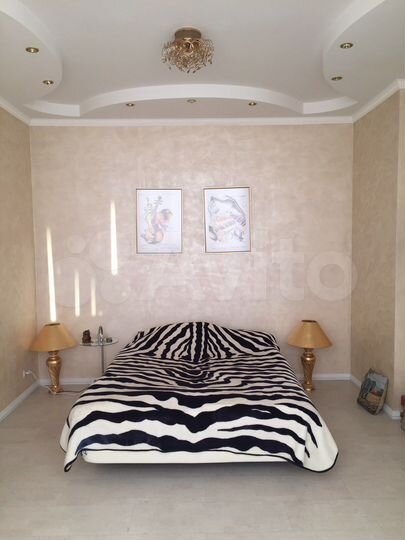 2-к. квартира, 70 м², 7/7 эт.