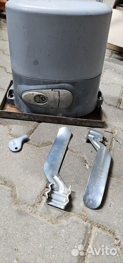 Привод для откатных ворот nice RO 500