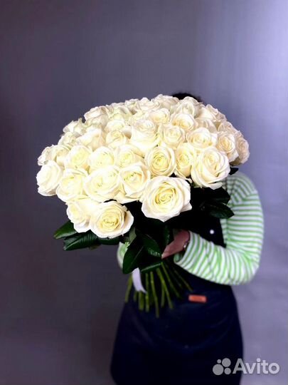 Букет из 51 белой розы