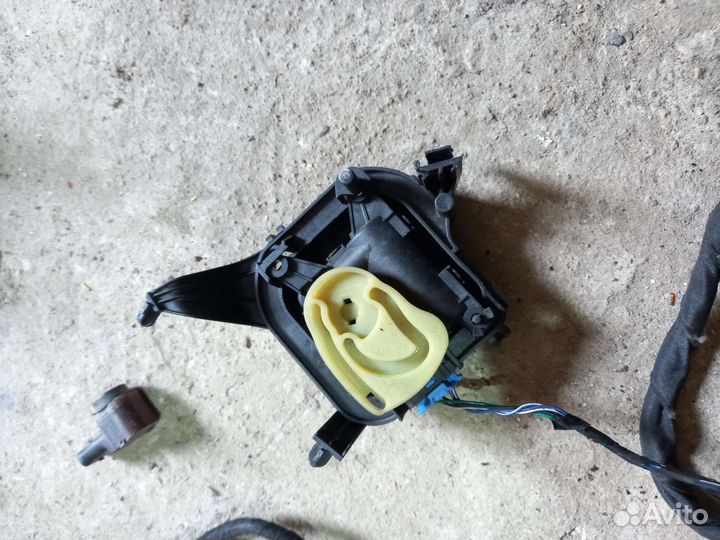 Skoda rapid моторчик заслонки отопителя