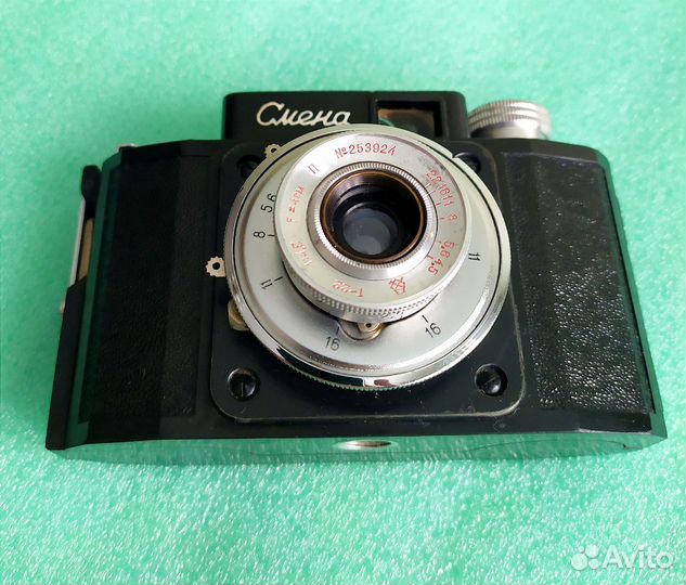 Плёночный фотоаппарат 