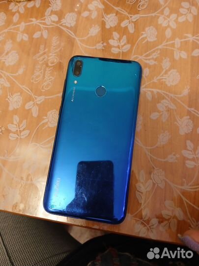 HUAWEI Y7 (2019), 3/32 ГБ
