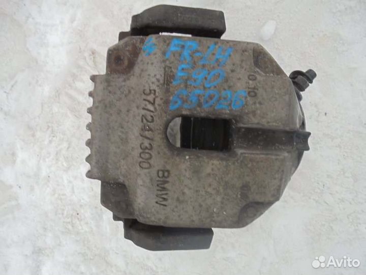 Суппорт передний левый Bmw 3-Series E90 N52B25A