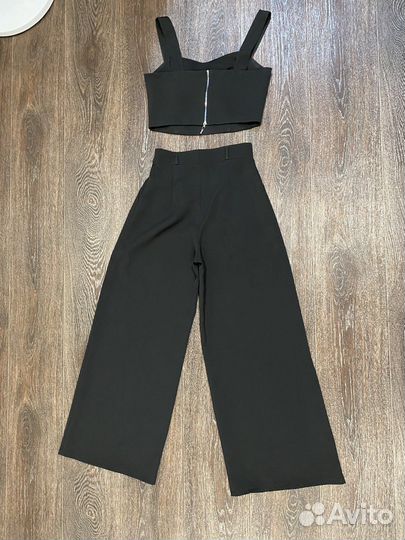 Классический костюм