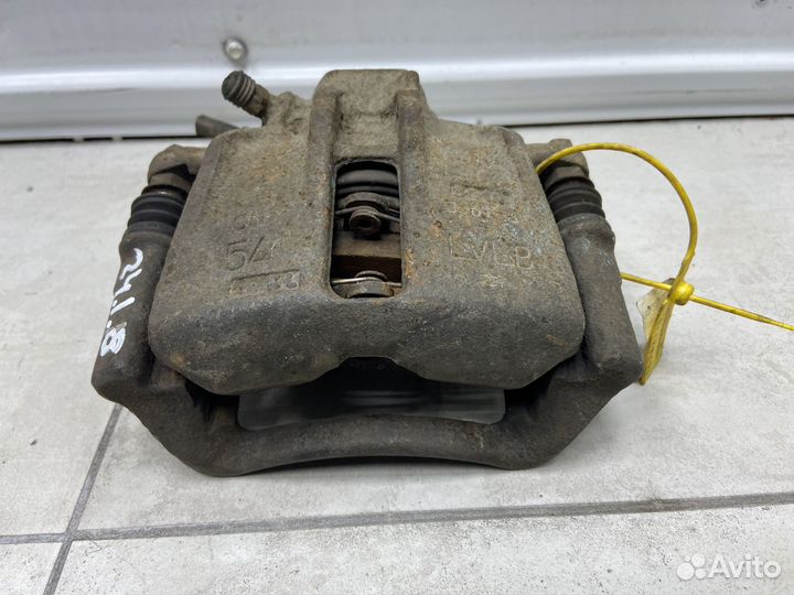 Тормозной суппорт передний правый Chery Amulet (A15)