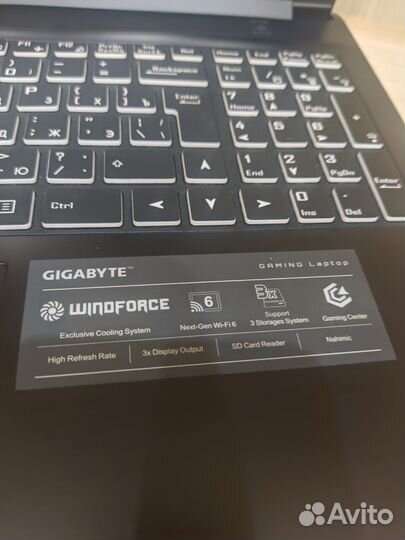 Игровой ноутбук Gigabyte G5 KC