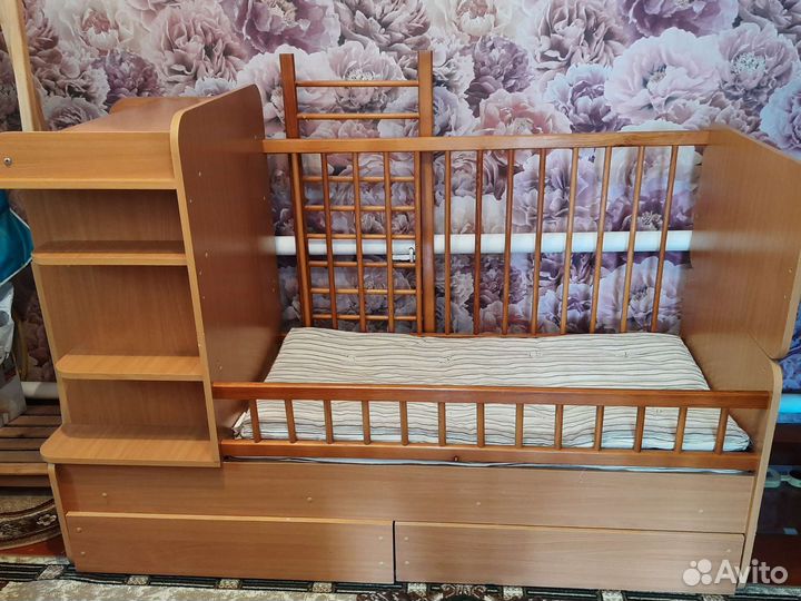 Кровать детская трансформер