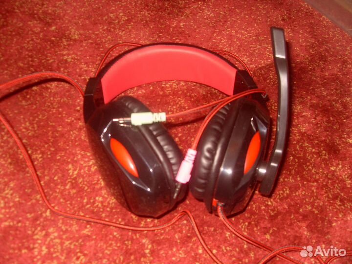 Игровые наушники с микрофоном