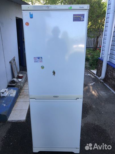 Холодильник бу Стинол