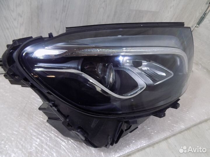 Фара правая Mercedes-Benz GLC