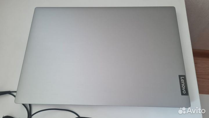 Ноутбук lenovo