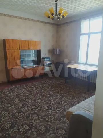 2-к. квартира, 53 м², 3/3 эт.