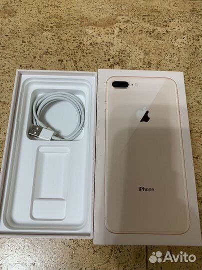 iPhone 8 Plus, 64 ГБ
