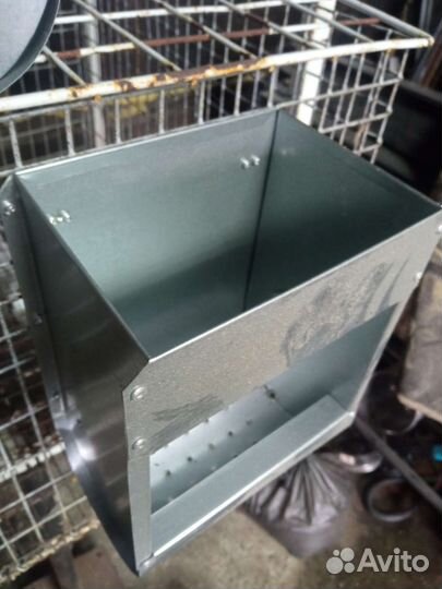 Кормушки для кроликов