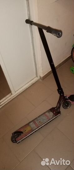 Трюковой самокат