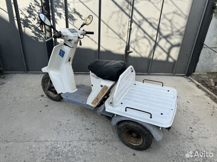 Скутер Honda Gyro up