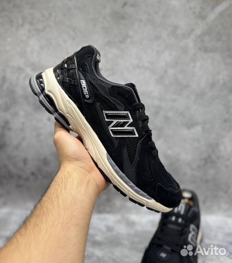 Кроссовки мужские new balance