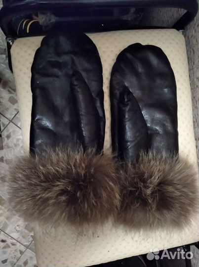 Варежки женские новые